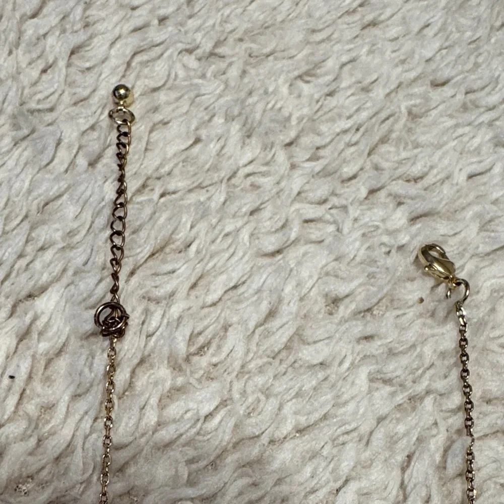 ✨ Gold Charm Necklace – Gently Worn ✨